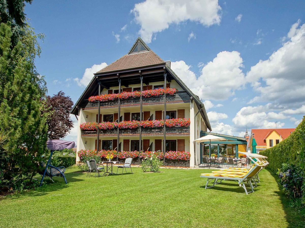 Hotel Stegner Roedelsee Екстер'єр фото