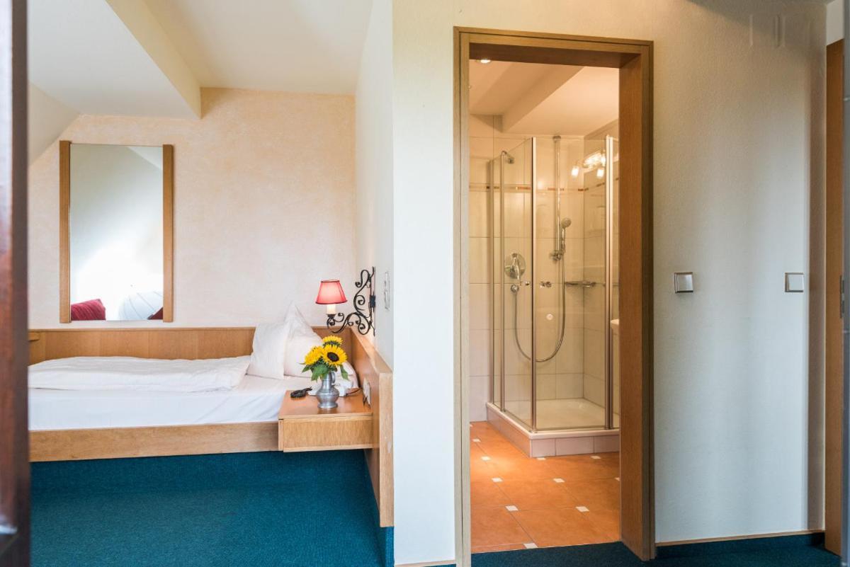 Hotel Stegner Roedelsee Екстер'єр фото