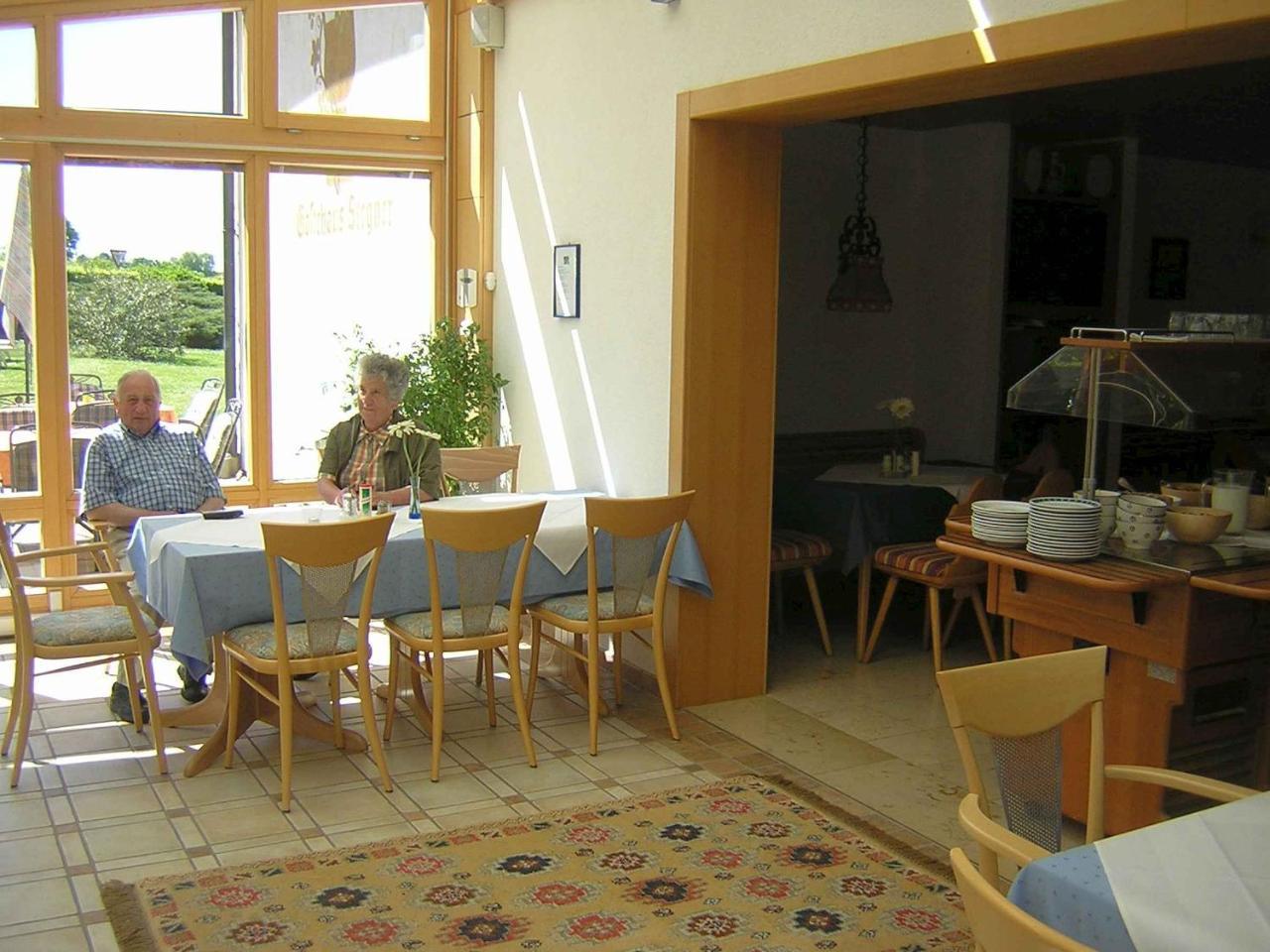 Hotel Stegner Roedelsee Екстер'єр фото