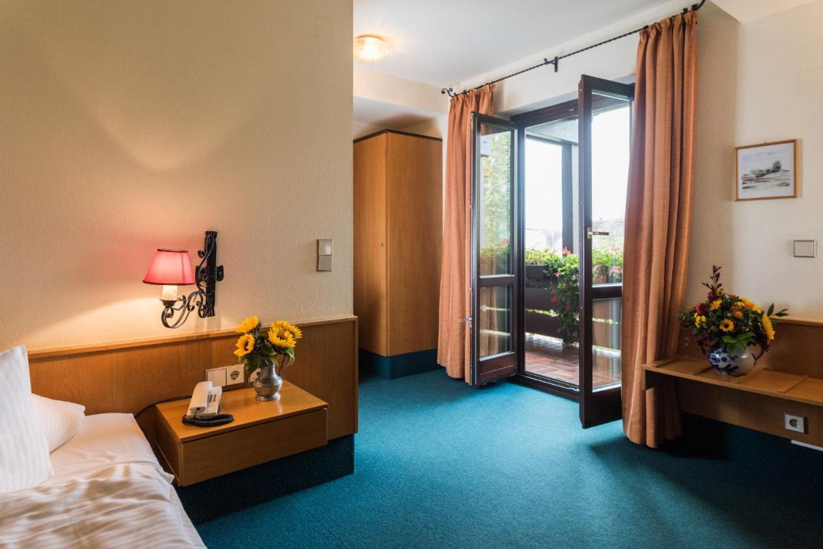 Hotel Stegner Roedelsee Екстер'єр фото